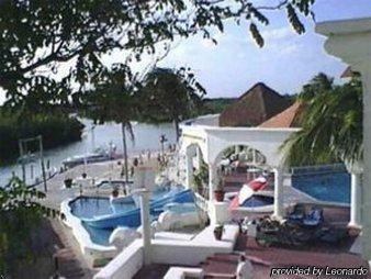The Caribbean Princess Канкун Екстер'єр фото